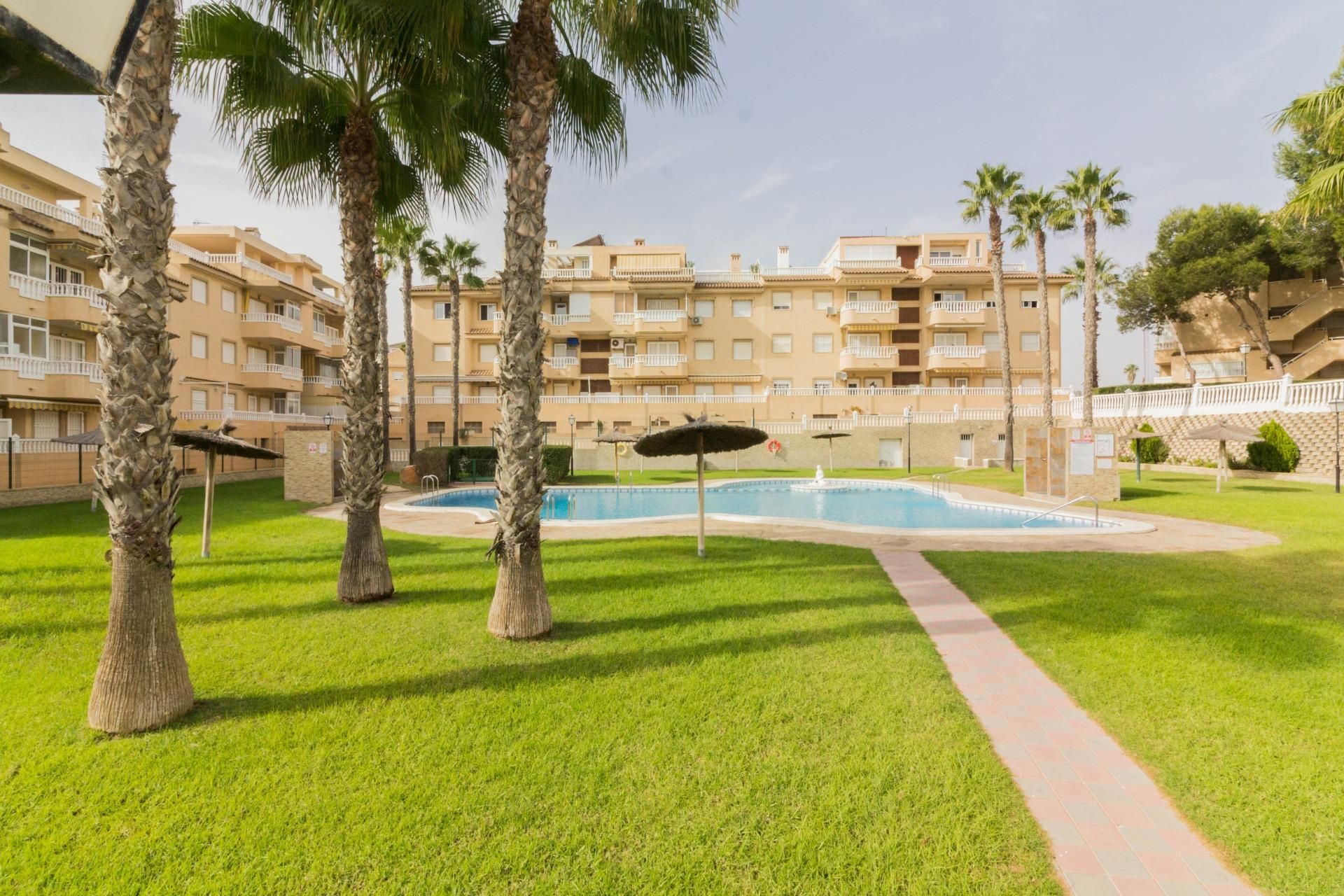 Swimming pool of Apartment for sale in Guardamar del Segura  with Private garden, Terrace and Balcony
