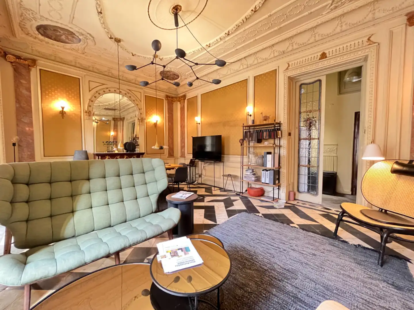 Living room of Office for rent in Madrid  with Air Conditioner, Heating and Balcony