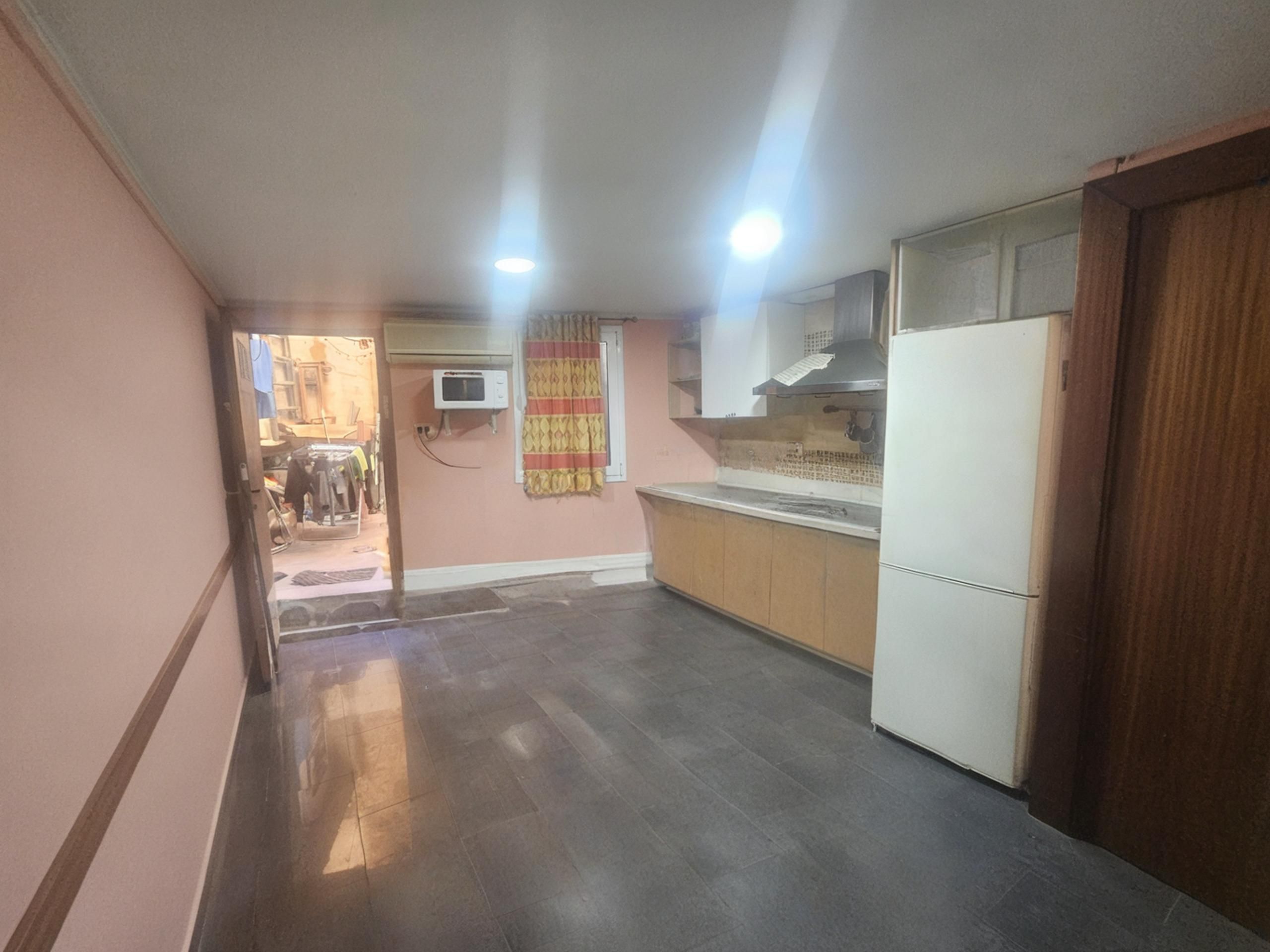 Cuina de Planta baixa en venda en  Barcelona Capital