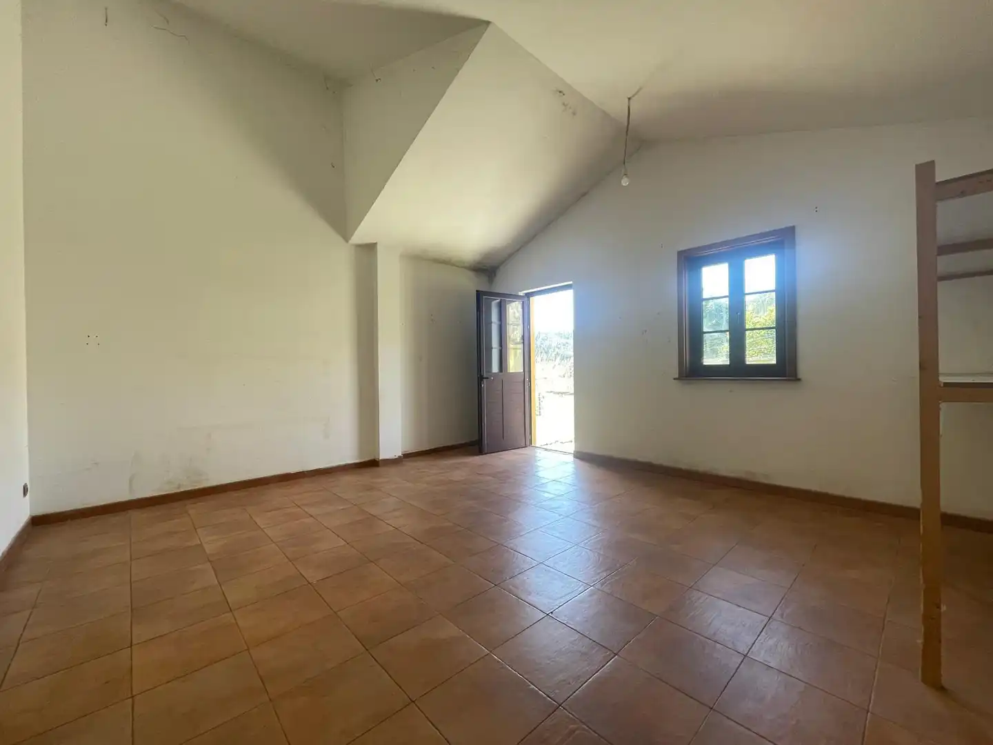 Sala d'estar de Casa o xalet en venda en Ferrol amb Calefacció, Forn i Rentadora