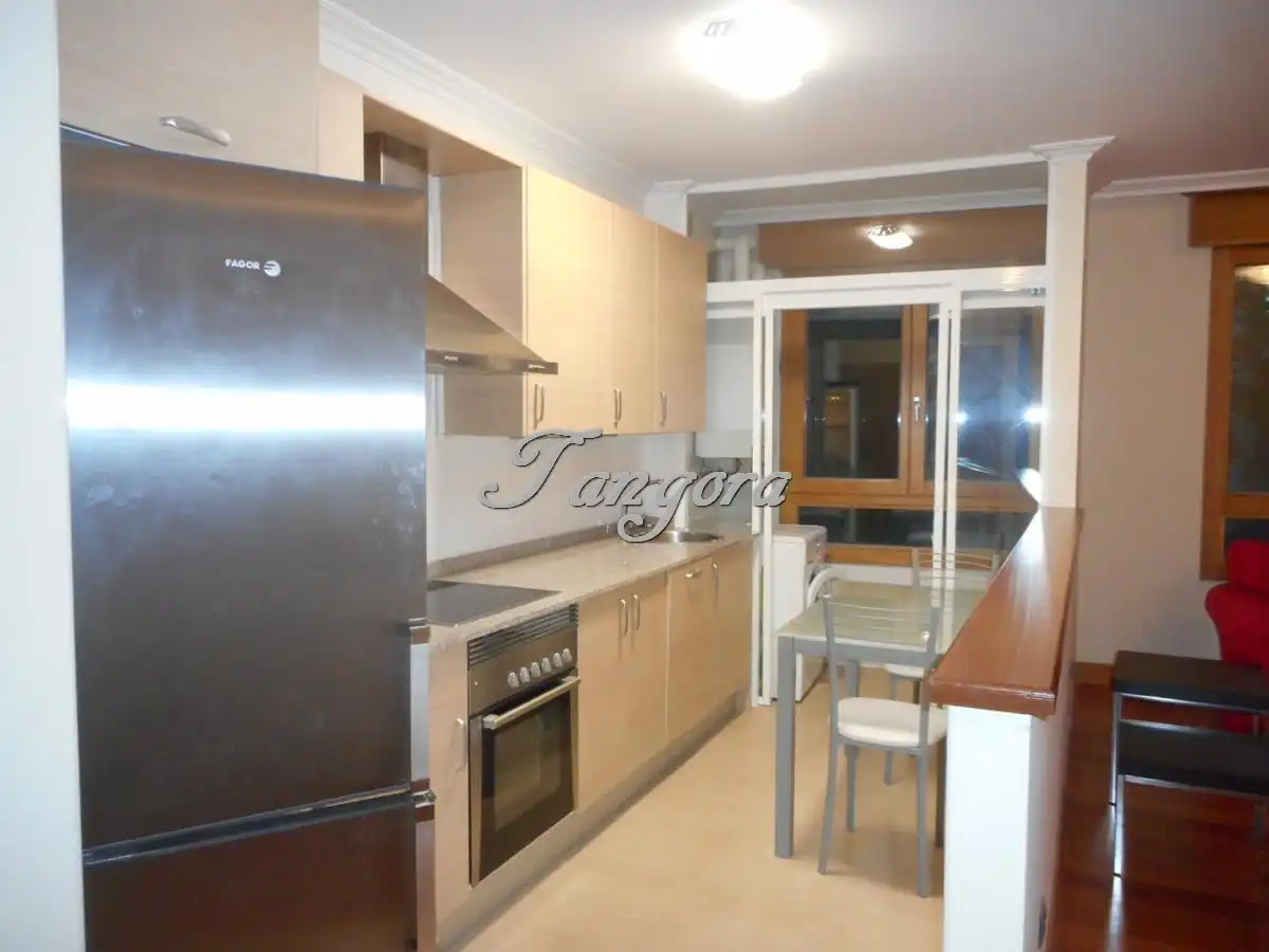 Cocina de Piso en venta en Getxo  con Calefacción, Parquet y Horno