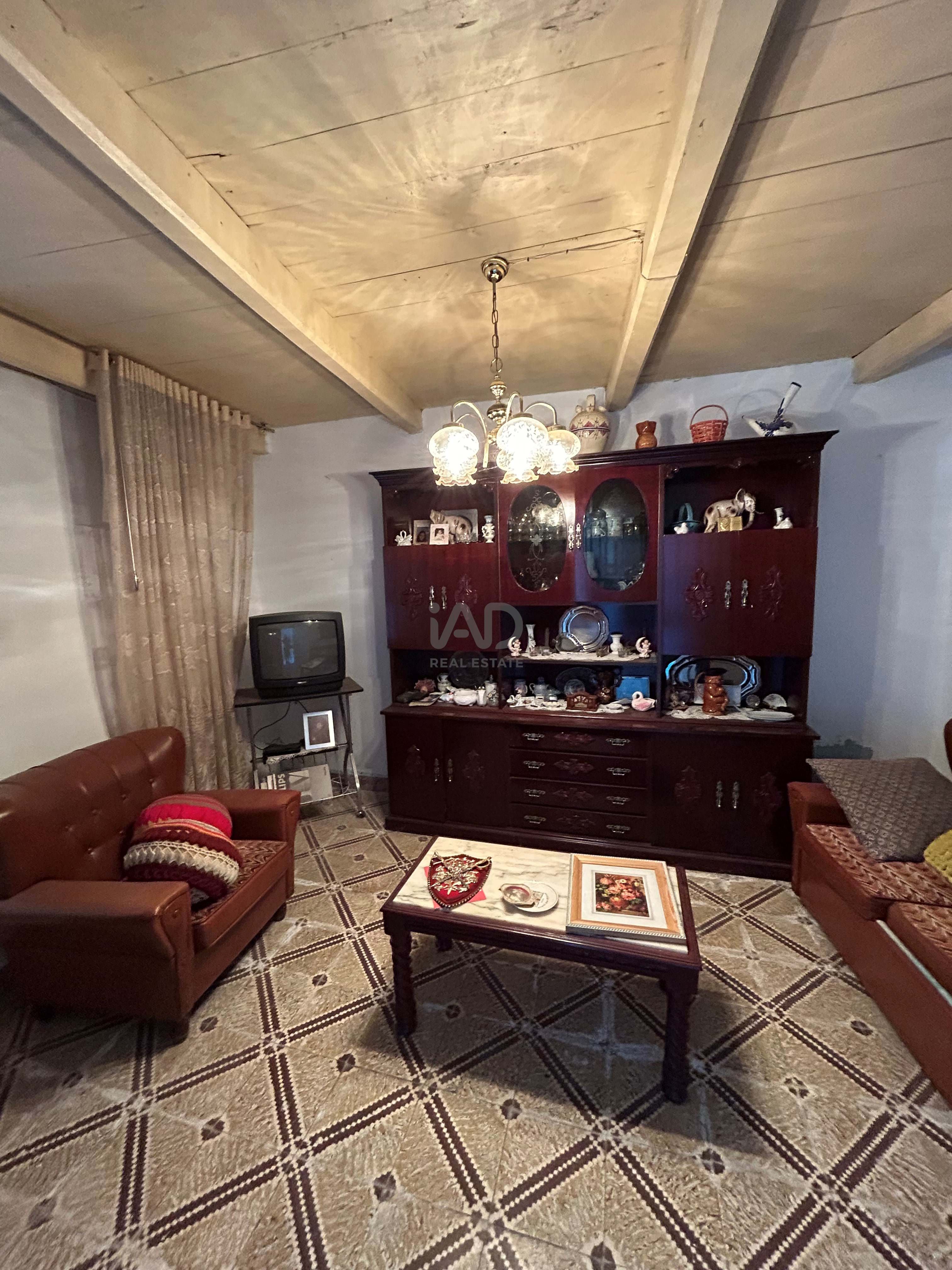 Sala d'estar de Casa o xalet en venda en San Adrián del Valle amb Calefacció