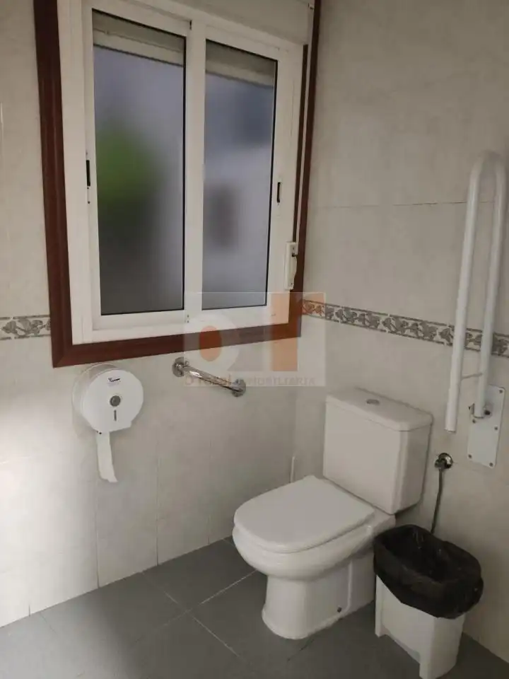 Business premises to rent in Coiro, imagen 5