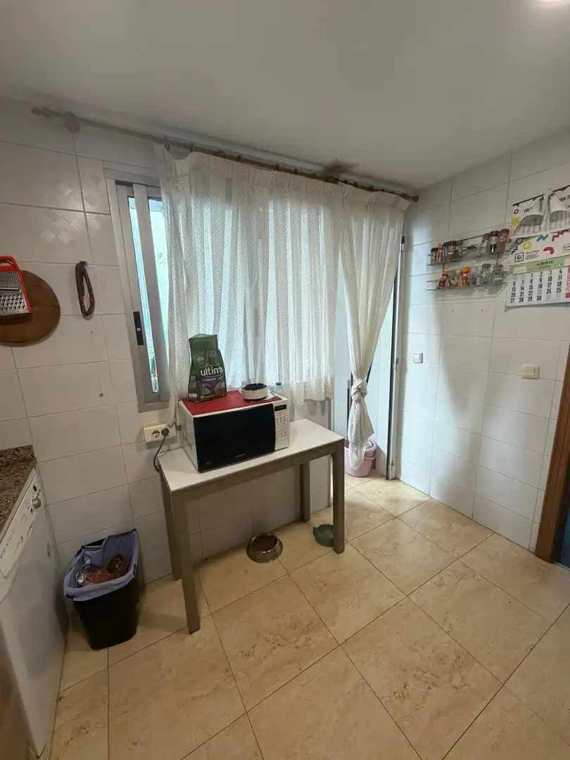 Cuina de Àtic de lloguer en Valencia amb Terrassa