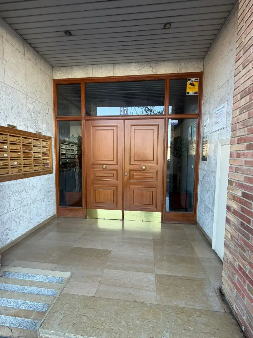 Individual con ascensor en venta en Avinguda del Doctor Fleming 37, imagen 5
