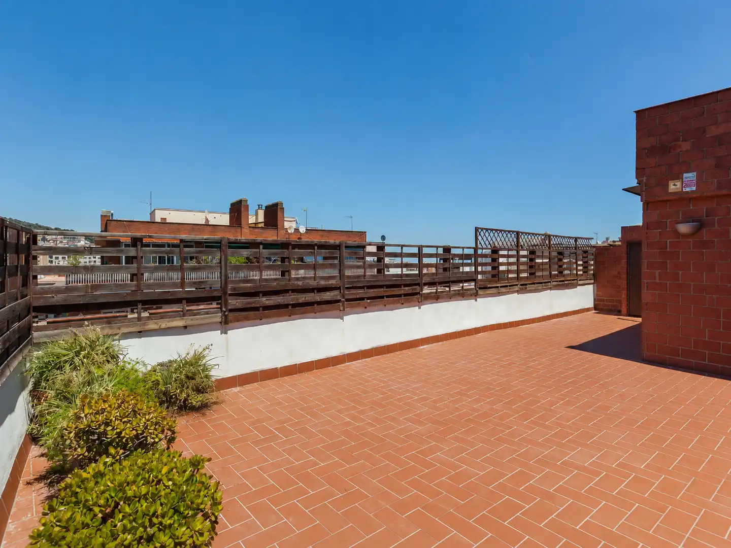 Terrasse von Dachboden zum Verkauf in Barcelona mit Klimaanlage, Terrasse und Abstellraum