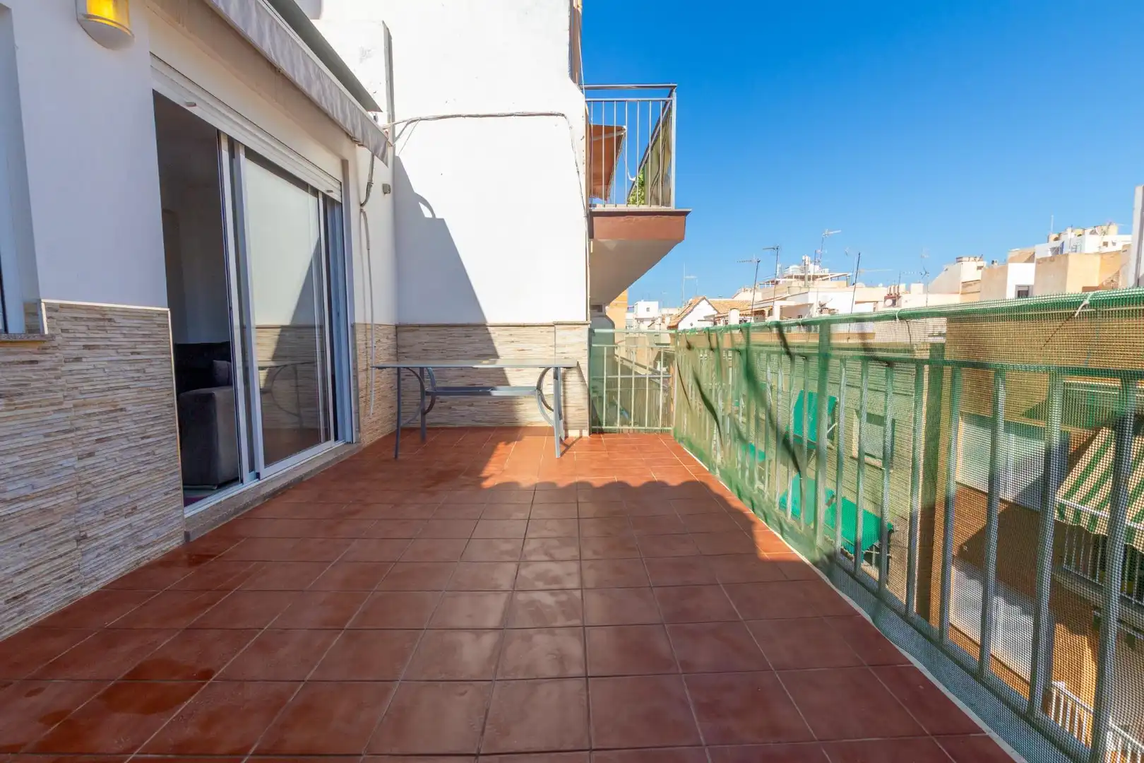 Piso con terraza en venta en Calle POETA MARTINEZ PARRA, imagen 24