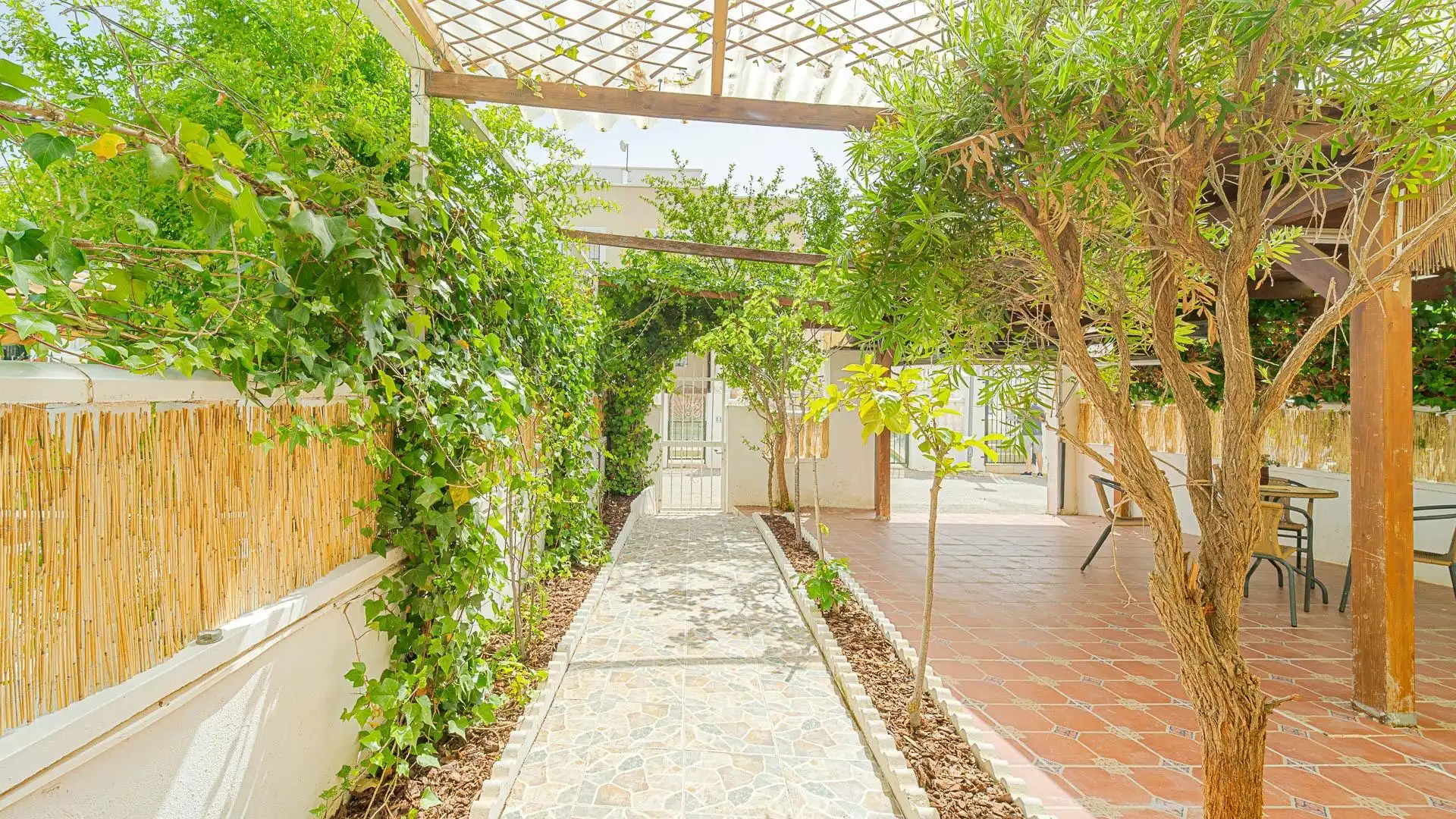 Terraza de Casa adosada en venta en Orihuela con Aire acondicionado, Calefacción y Jardín privado
