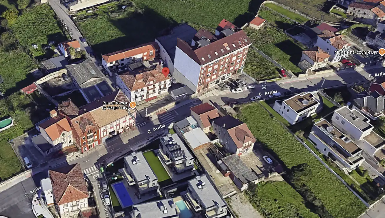 Vista exterior de Pis en venda en Santander amb Calefacció