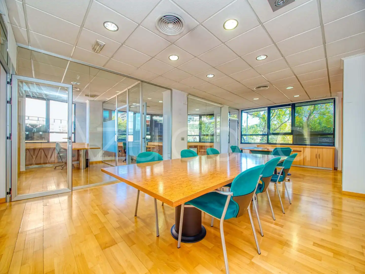 Office for sale in Alicante / Alacant  with Air Conditioner and Furnished