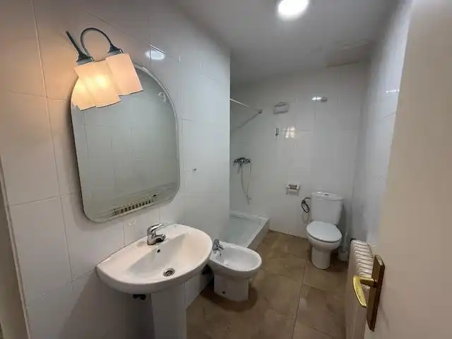 Badezimmer von Wohnung zum Verkauf in Murcia mit Klimaanlage, Heizung und Terrasse