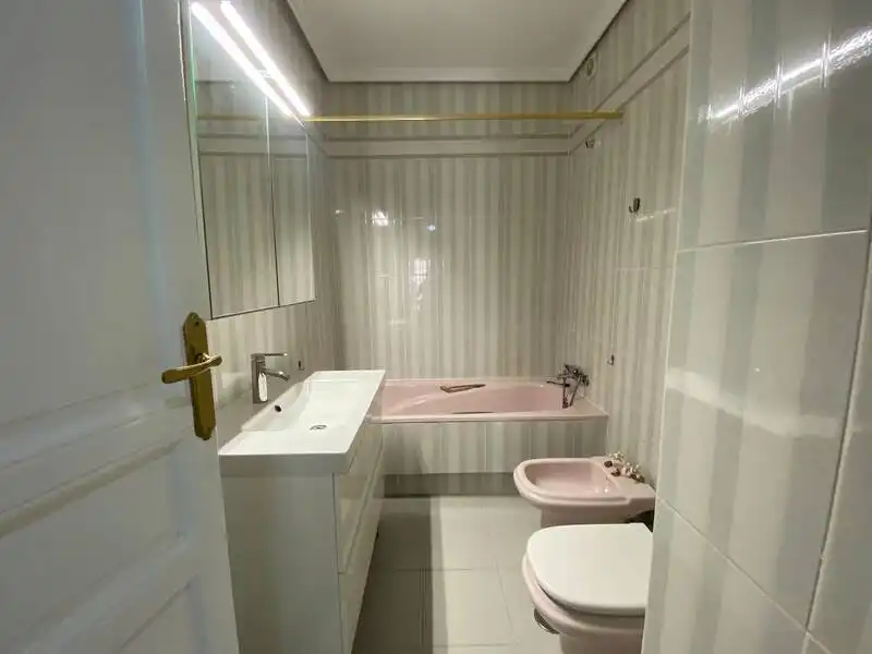 Flat for rent in FUENCARRAL , Trafalgar