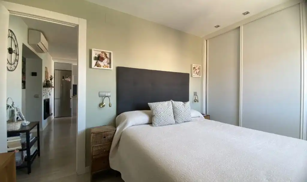 Bedroom of Flat for sale in Leganés  with Air Conditioner, Heating and Terrace