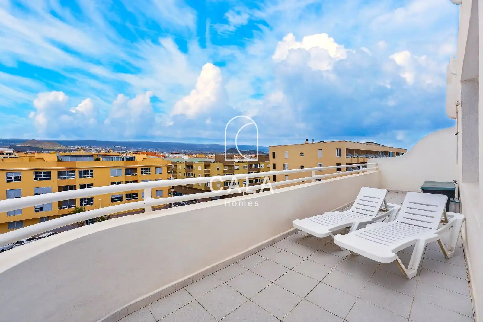 Terrassa de Apartament en venda en Granadilla de Abona amb Terrassa, Piscina i Moblat