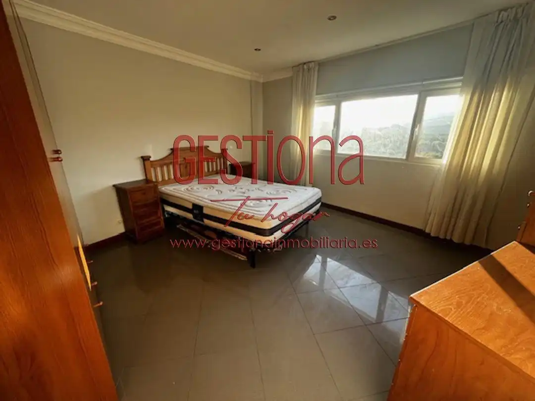 Habitación de Apartamento en venta en Laredo
