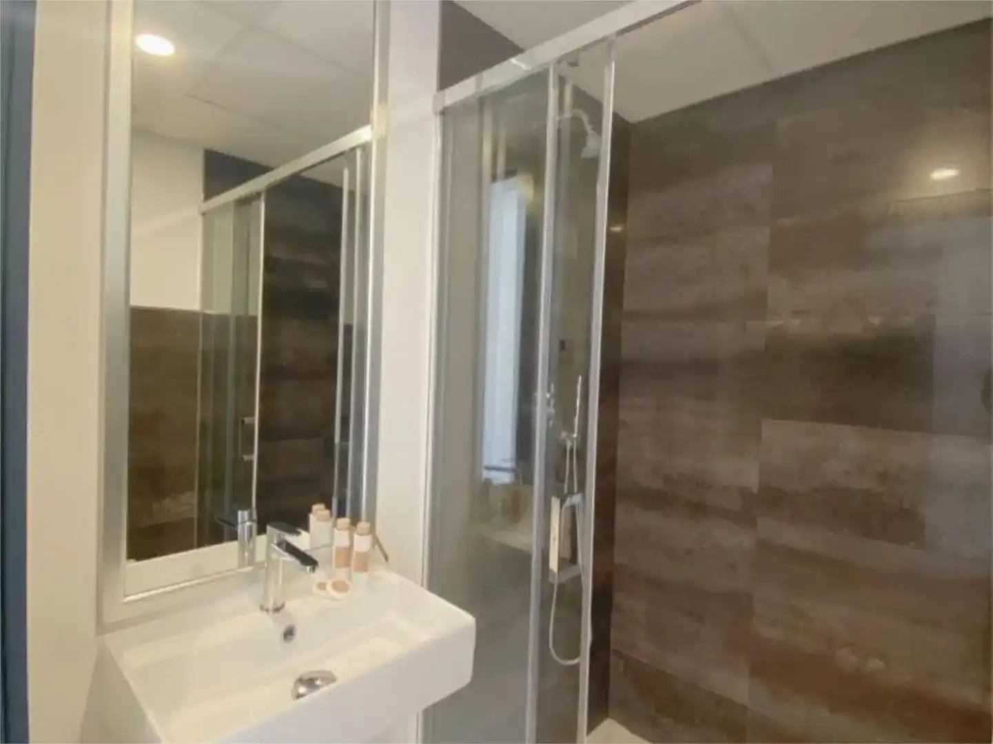 Bany de Pis en venda en Mijas amb Aire condicionat, Piscina i Balcó