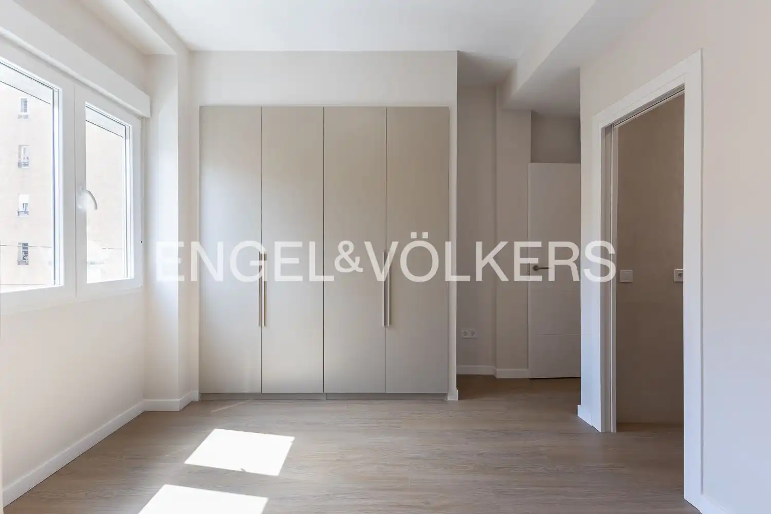 Habitación de Piso en venta en Valencia con Aire acondicionado, Calefacción y Terraza