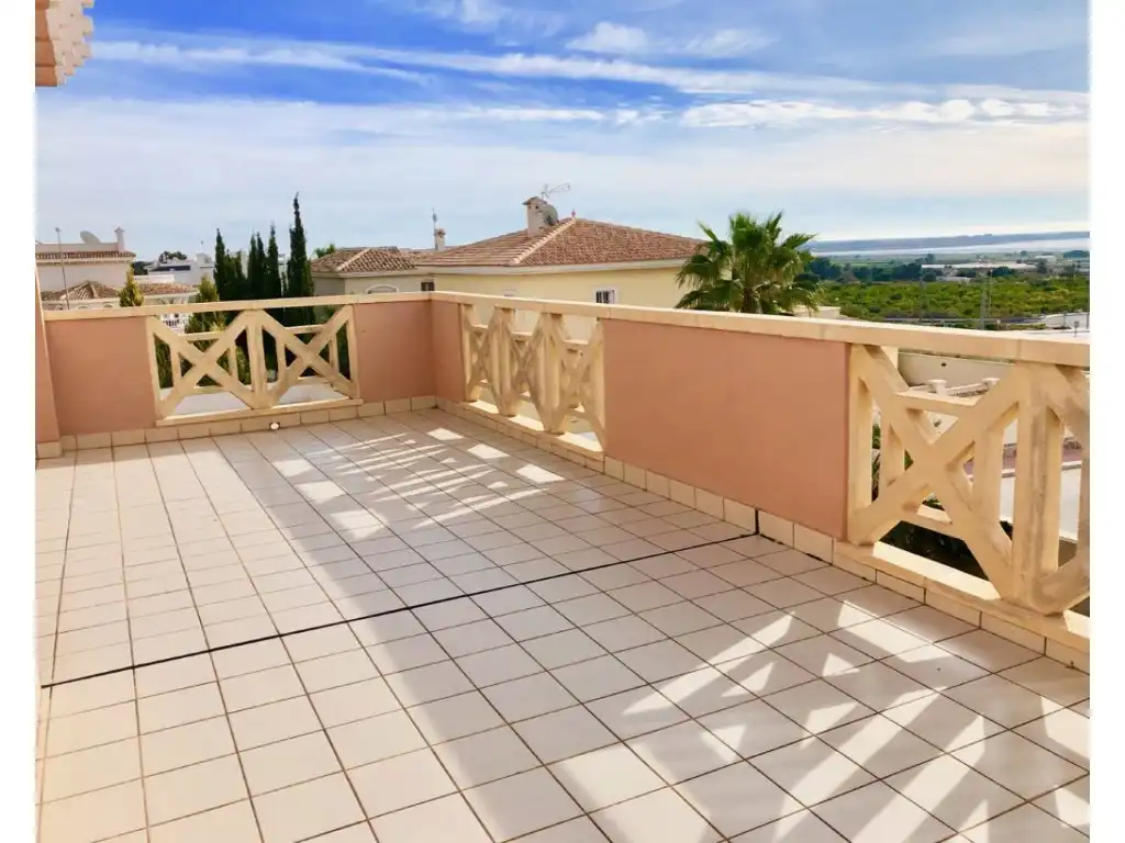 Terrassa de Casa o xalet en venda en Rojales amb Jardí privat, Terrassa i Moblat