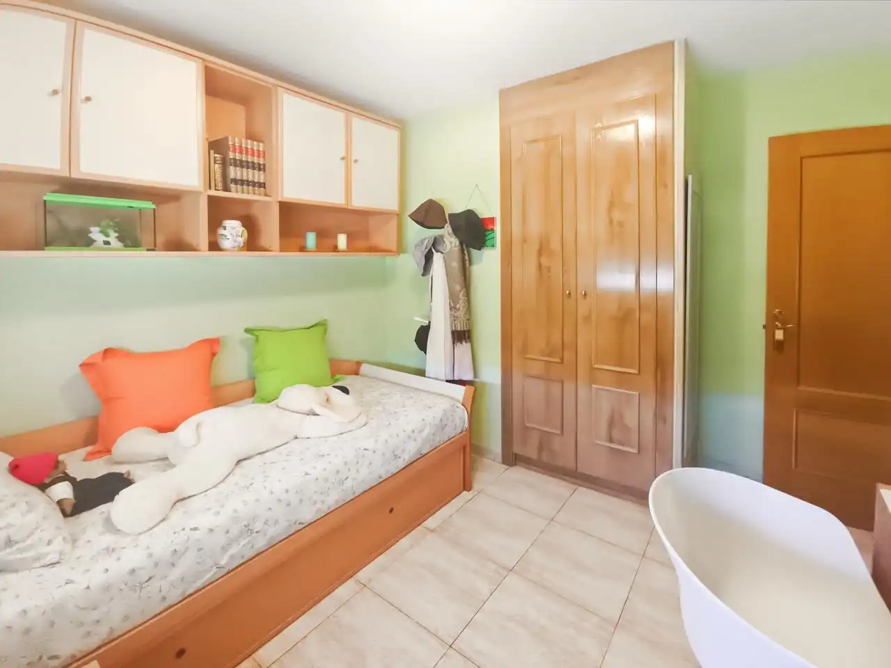 Habitación de Casa adosada en venta en Rivas-Vaciamadrid con Aire acondicionado, Calefacción y Jardín privado