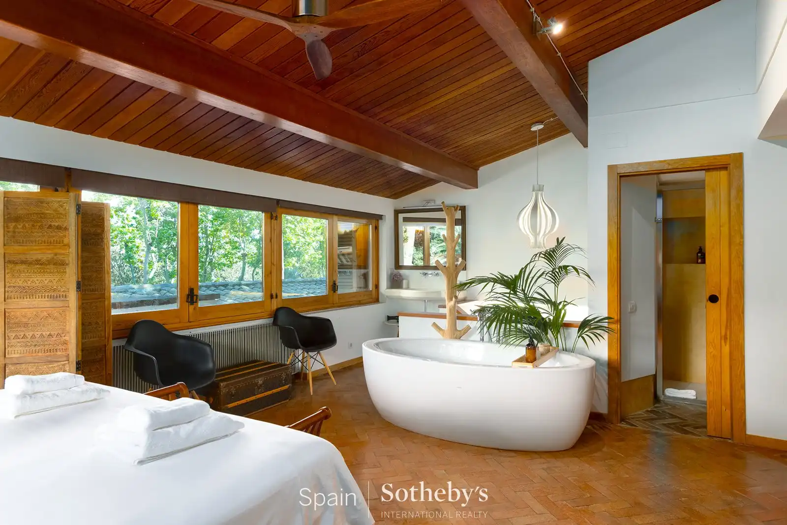 Bathroom of Country homes for sale in Premià de Dalt  with Air Conditioner, Heating and Private garden