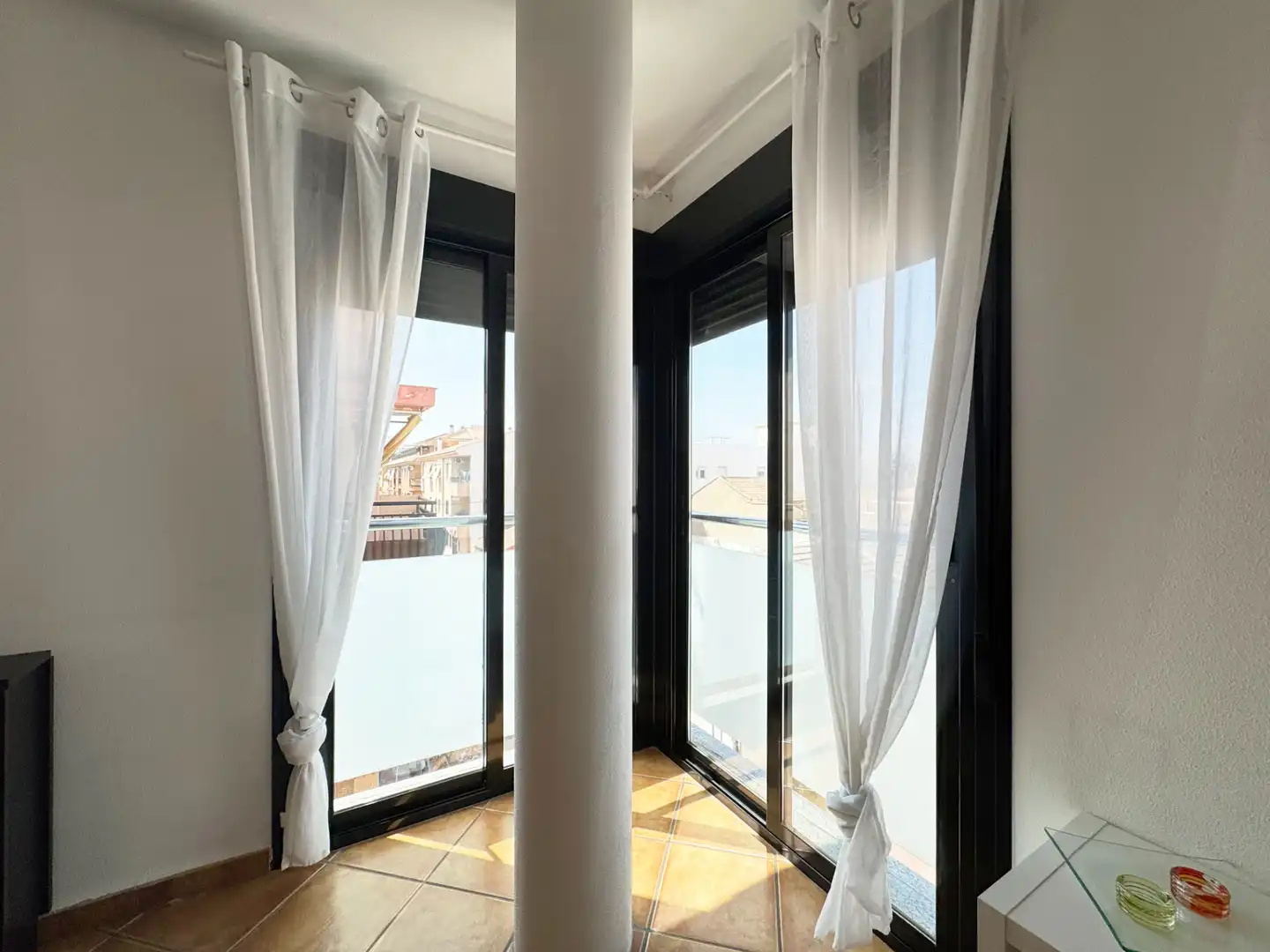 Appartamento con terrazza in vendita a Calle Falcón, imagen 9
