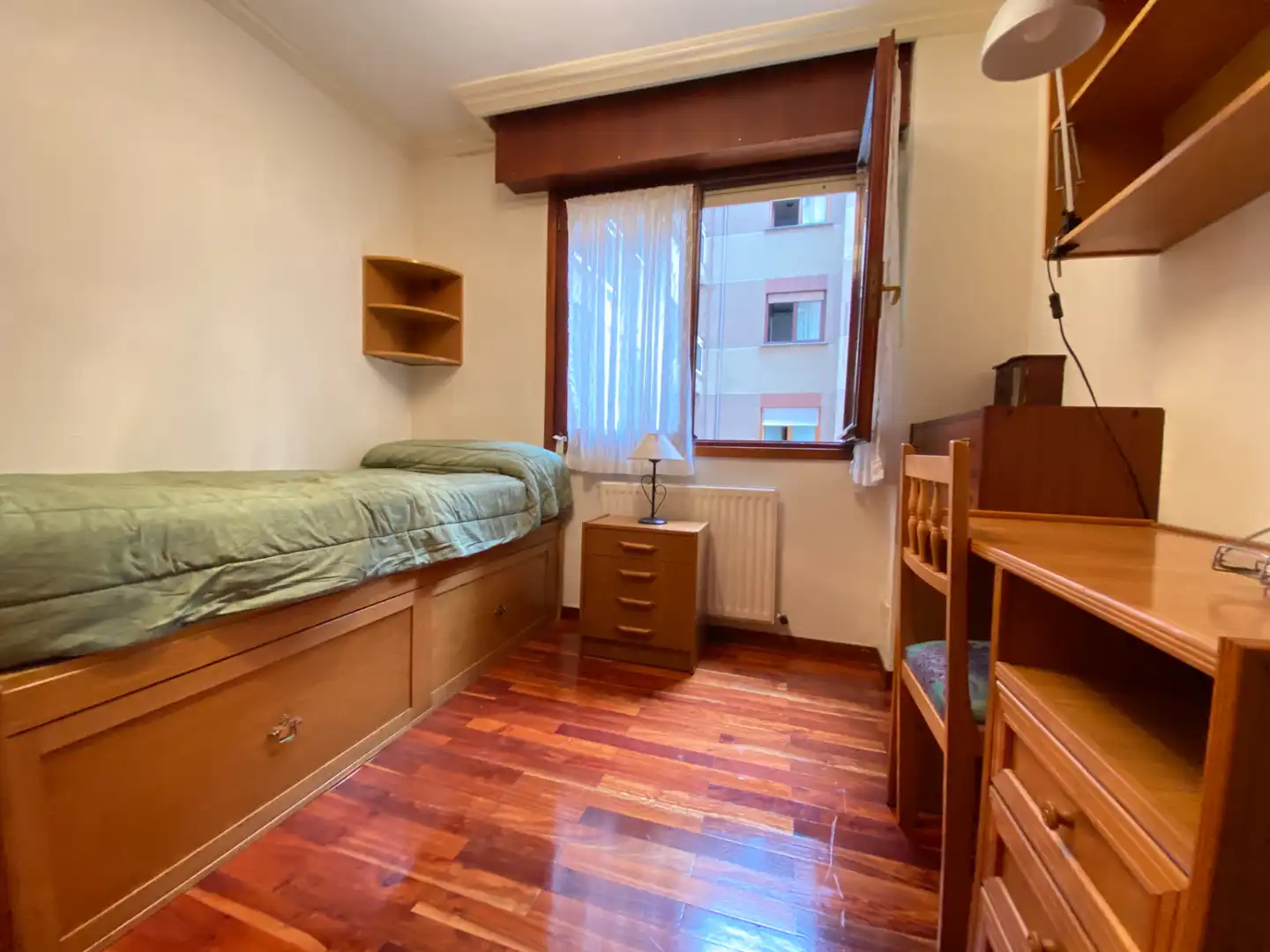 Bedroom of Flat for rent in Bilbao   with Heating, Terrace and Furnished