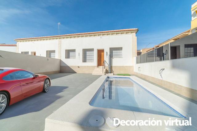 Casa adosada en Venta en San Javier ciudad