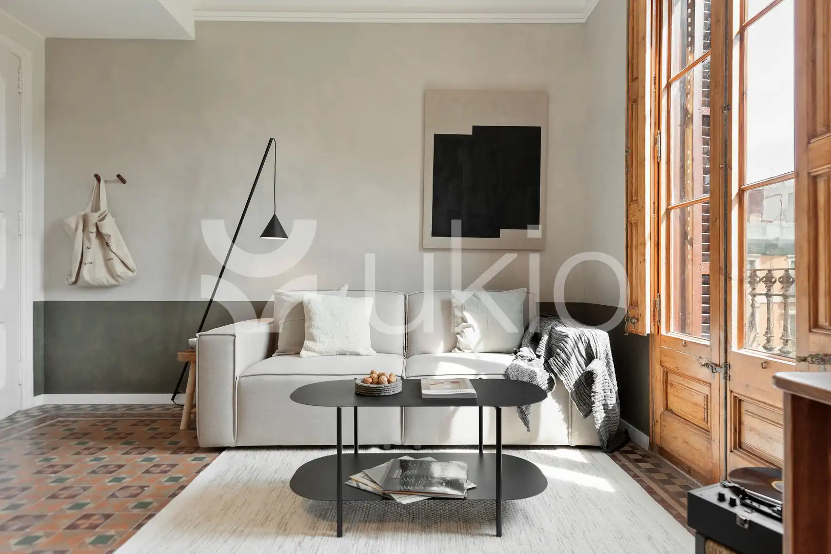 Apartamento con terraza en alquiler en Carrer del Bruc, imagen 3