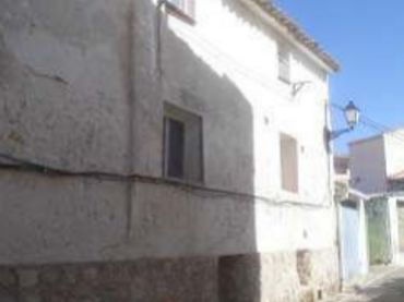 Casa aparellada en venda a Virgen de La Luz