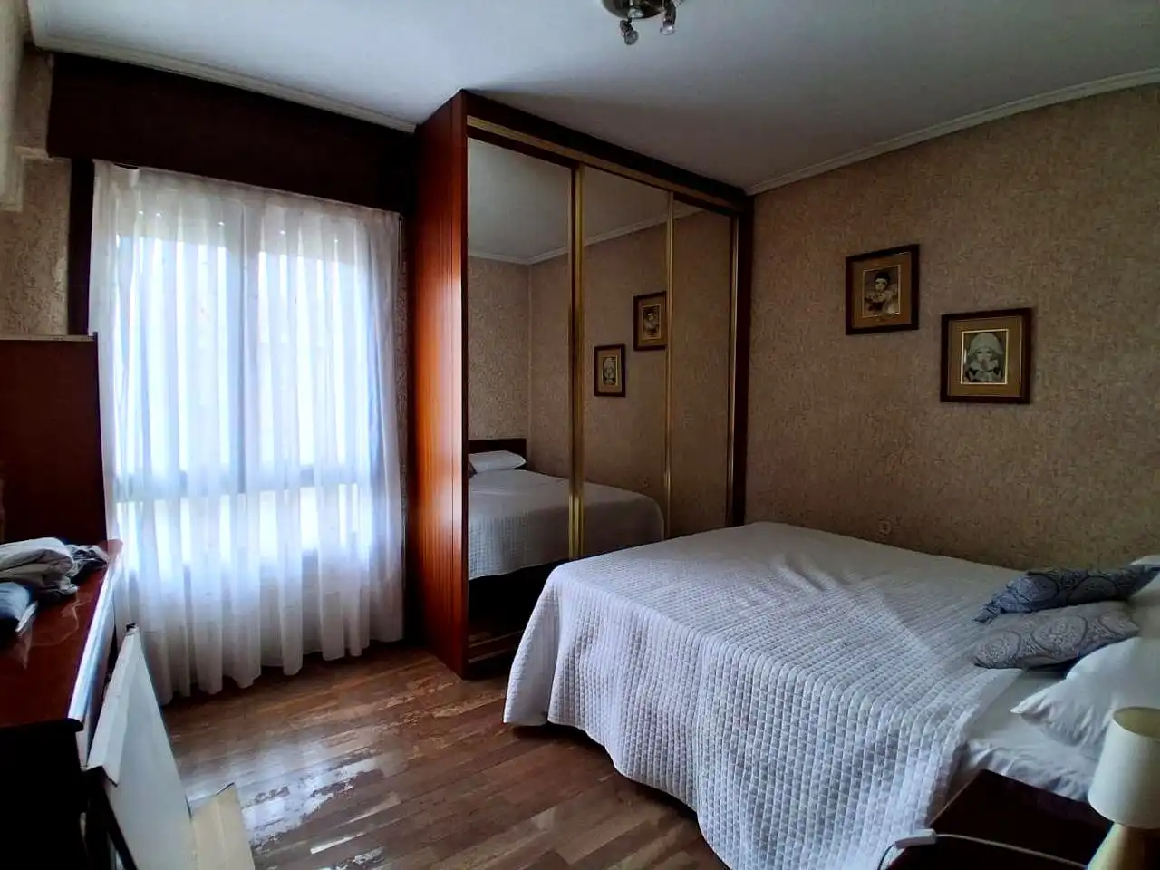 Schlafzimmer von Wohnung zum Verkauf in Barakaldo  mit Heizung und Balkon