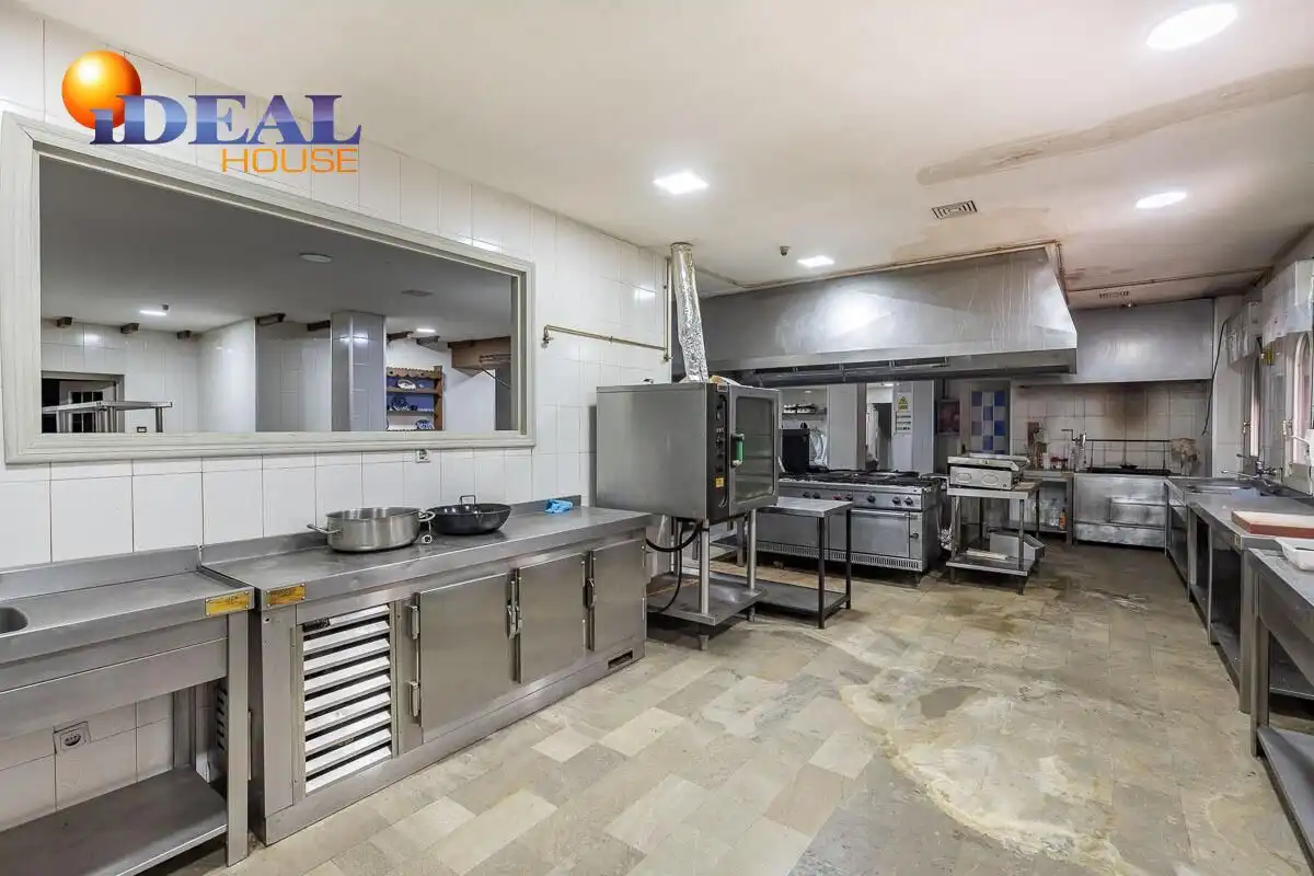 Local comercial en venda a Pinos Genil, imagen 29