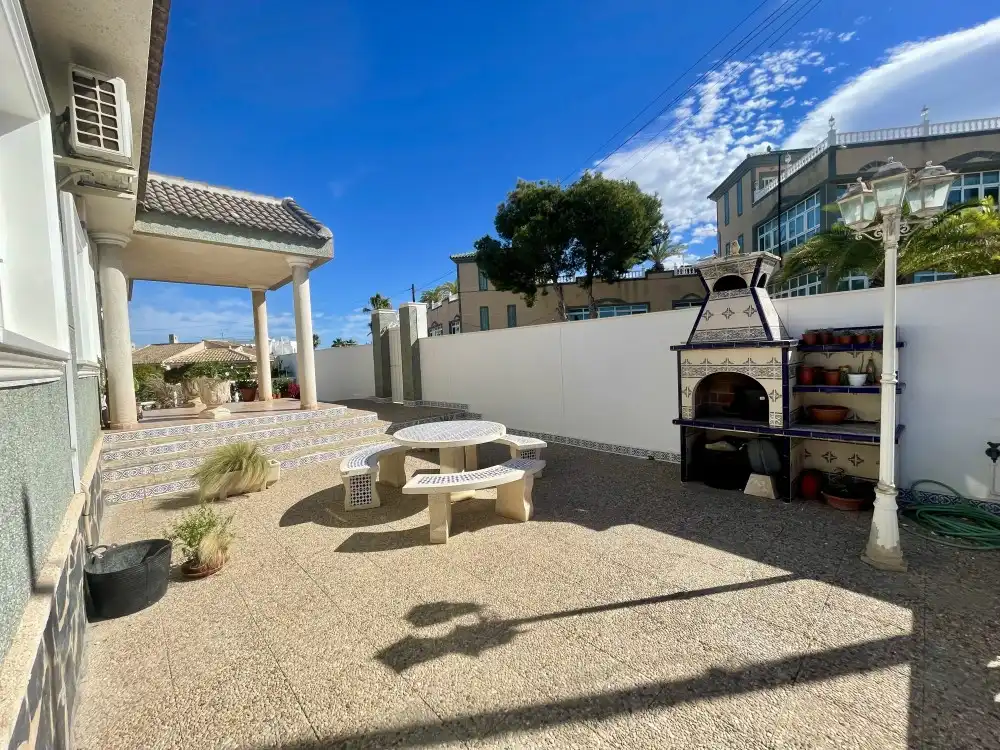 Chalet con jardín en venta en Ciudad Quesada, imagen 4