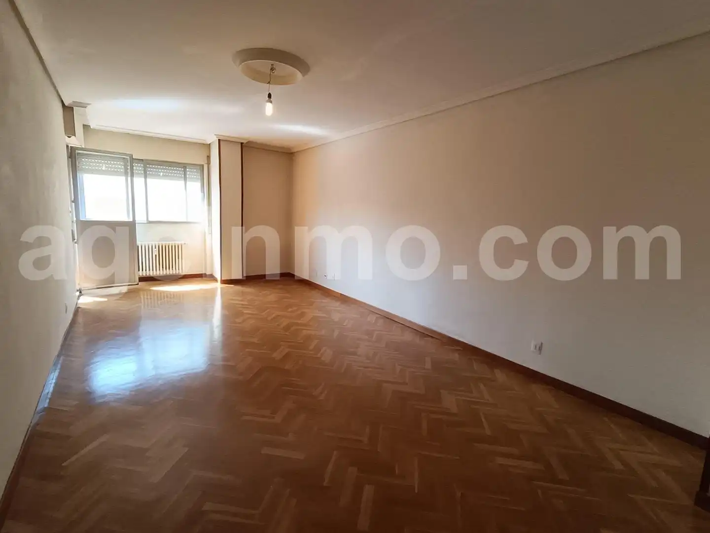 Piso con ascensor en venta en Calle SIMON ARANDA, imagen 3