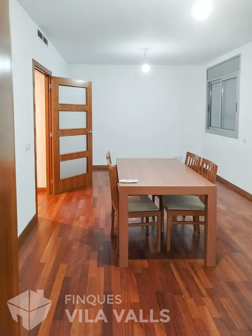 Flat with lift for sale in FOLCH I TORRAS