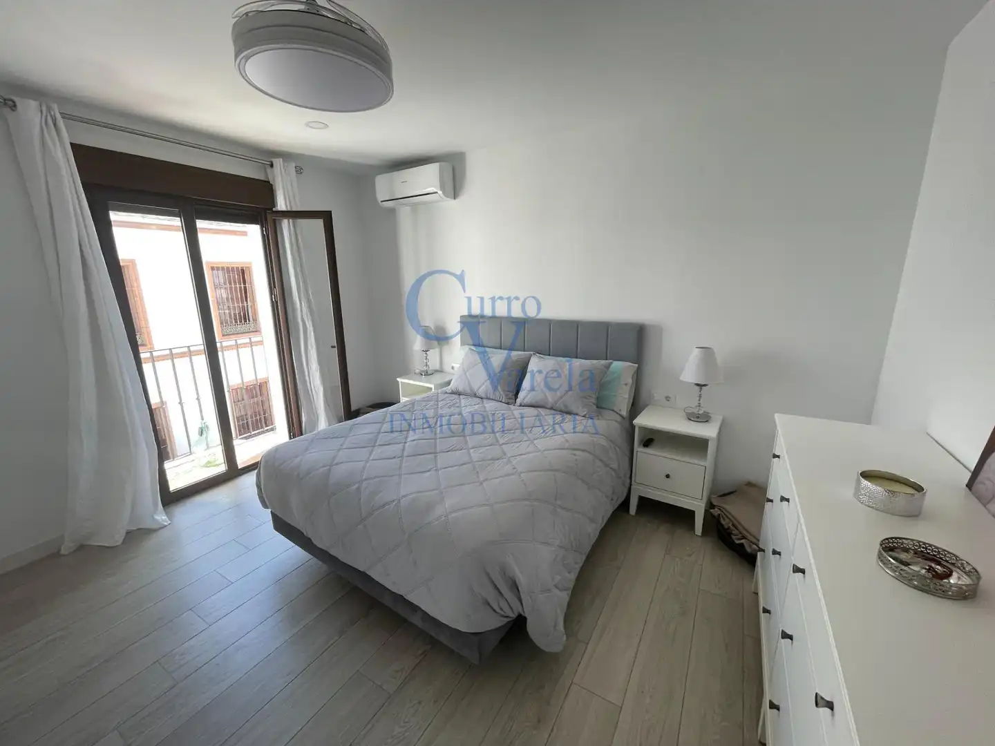 Habitación de Casa adosada en venta en Dos Hermanas