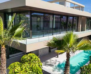 Exterior view of House or chalet for sale in Marbella  with Air Conditioner, Private garden and Terrace