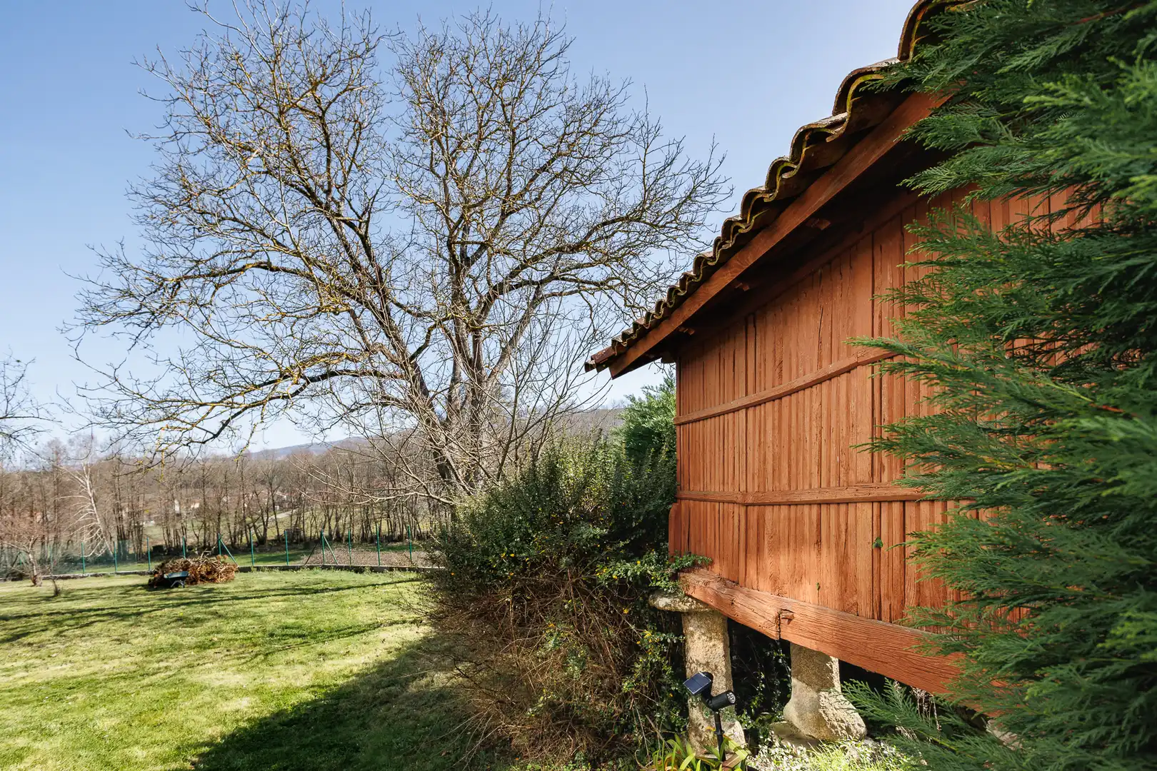 Vista exterior de Finca rústica en venta en Vilar de Barrio con Piscina
