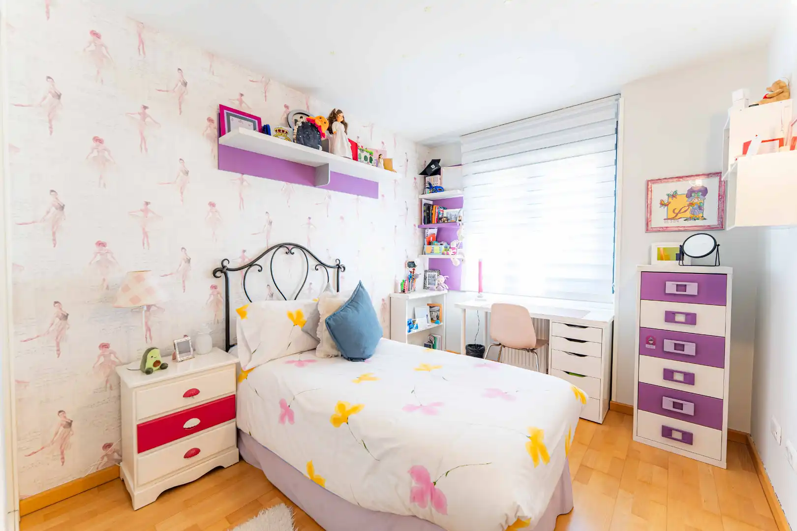 Schlafzimmer von Dachboden zum Verkauf in Arroyomolinos (Madrid) mit Heizung, Parkett und Terrasse