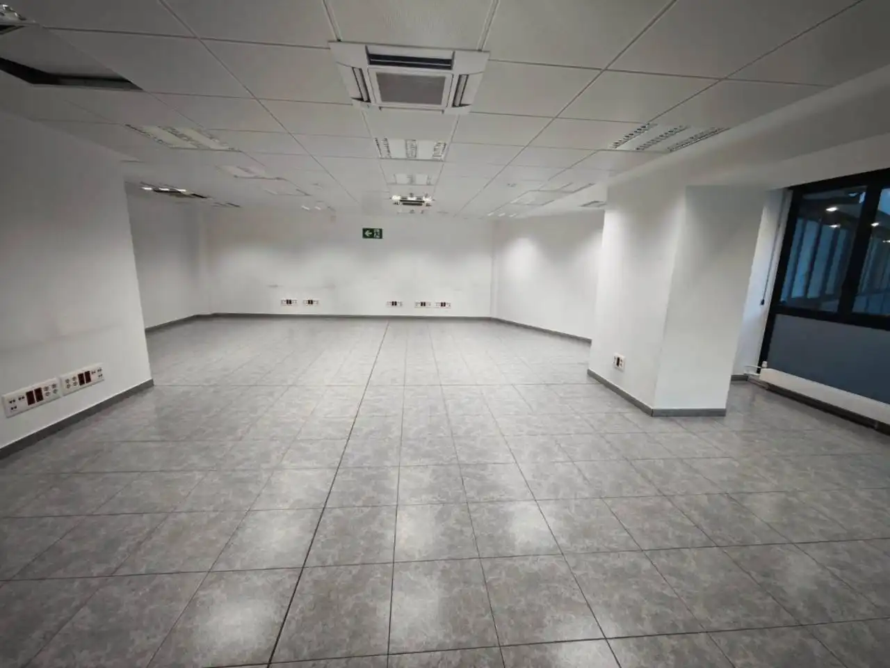 Local comercial de lloguer a Calle avinguda del Fener edifici el Forestal, imagen 29