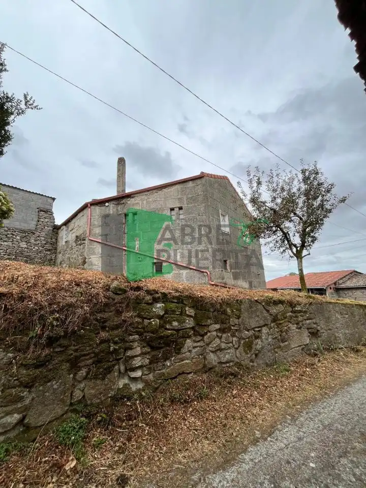 Vista exterior de Casa o chalet en venta en Vilar de Barrio con Calefacción, Jardín privado y Amueblado