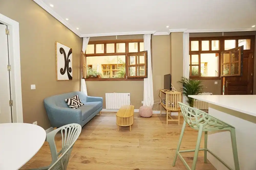 Flat for rent in Calle Bola, 2, Palacio