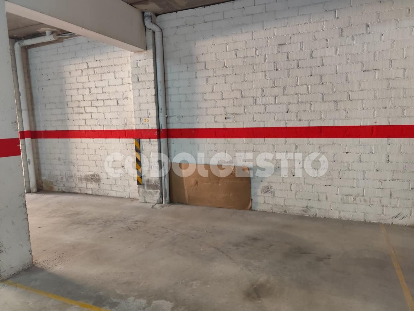 Parking of Garage for sale in Torelló