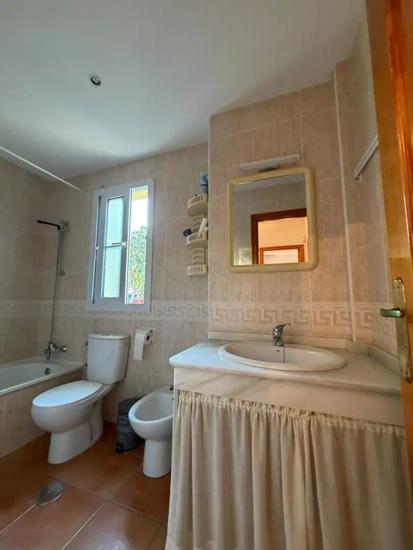 Baño de Casa adosada en venta en Islantilla con Jardín privado, Terraza y Trastero