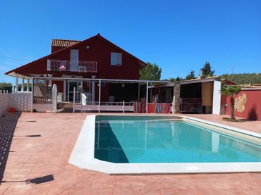 Villa con balcone in vendita a Úbeda