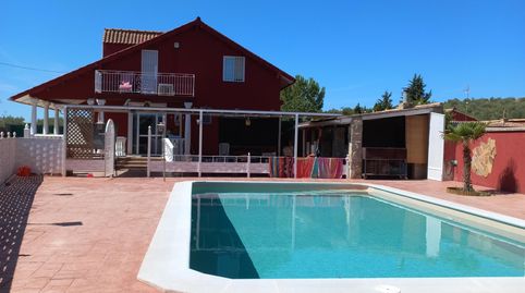 CHALET EN HUERTAÑALDA