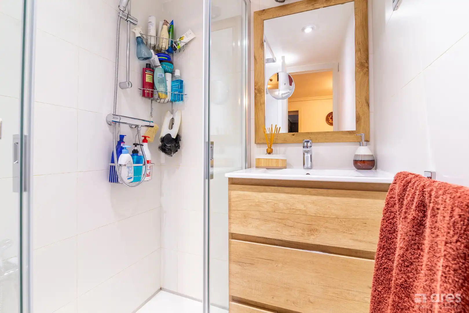 Bathroom of Detached homes for sale in Madrid  with Air Conditioner, Heating and Terrace