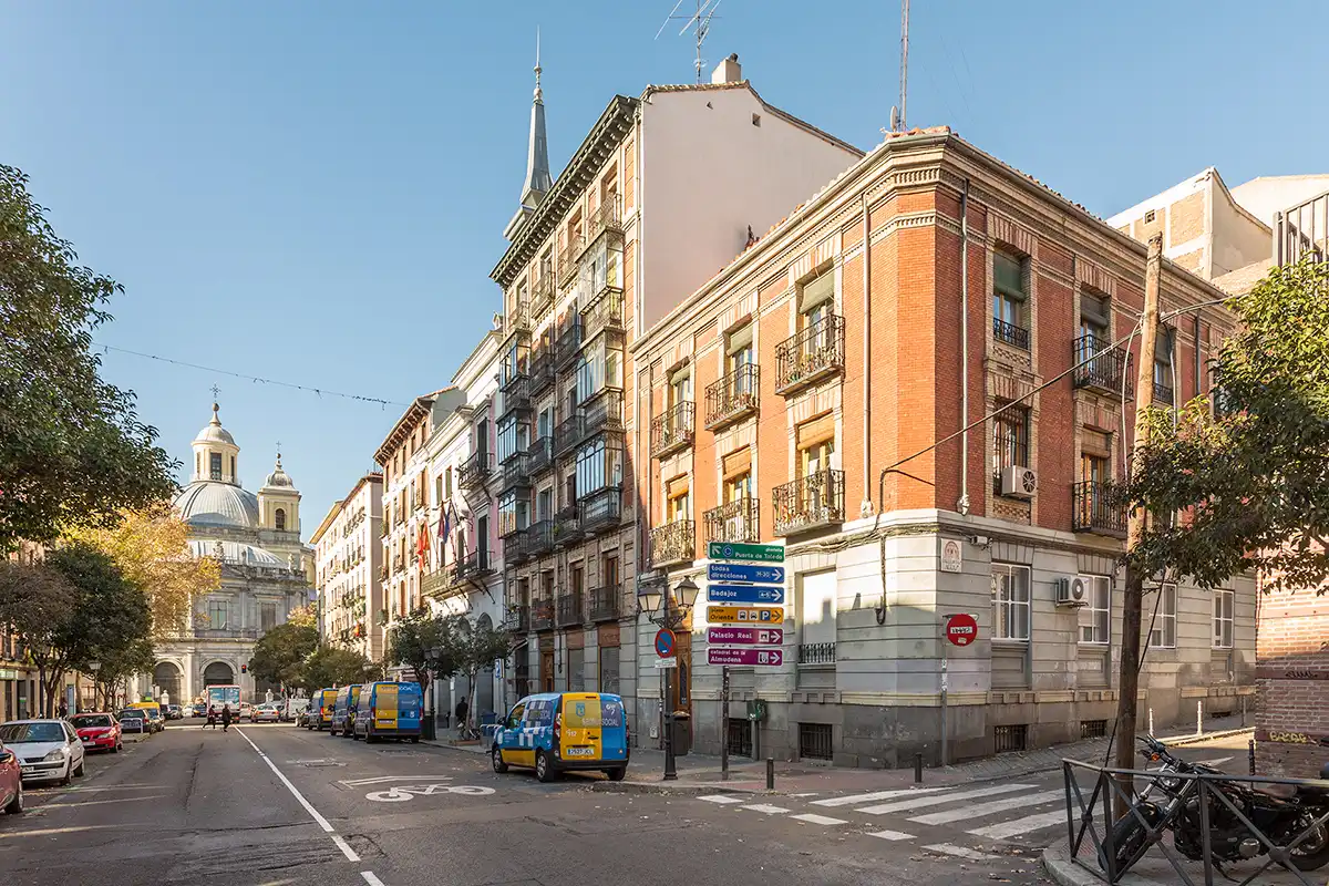 Vista exterior de Pis de lloguer en Madrid amb Aire condicionat, Calefacció i Moblat