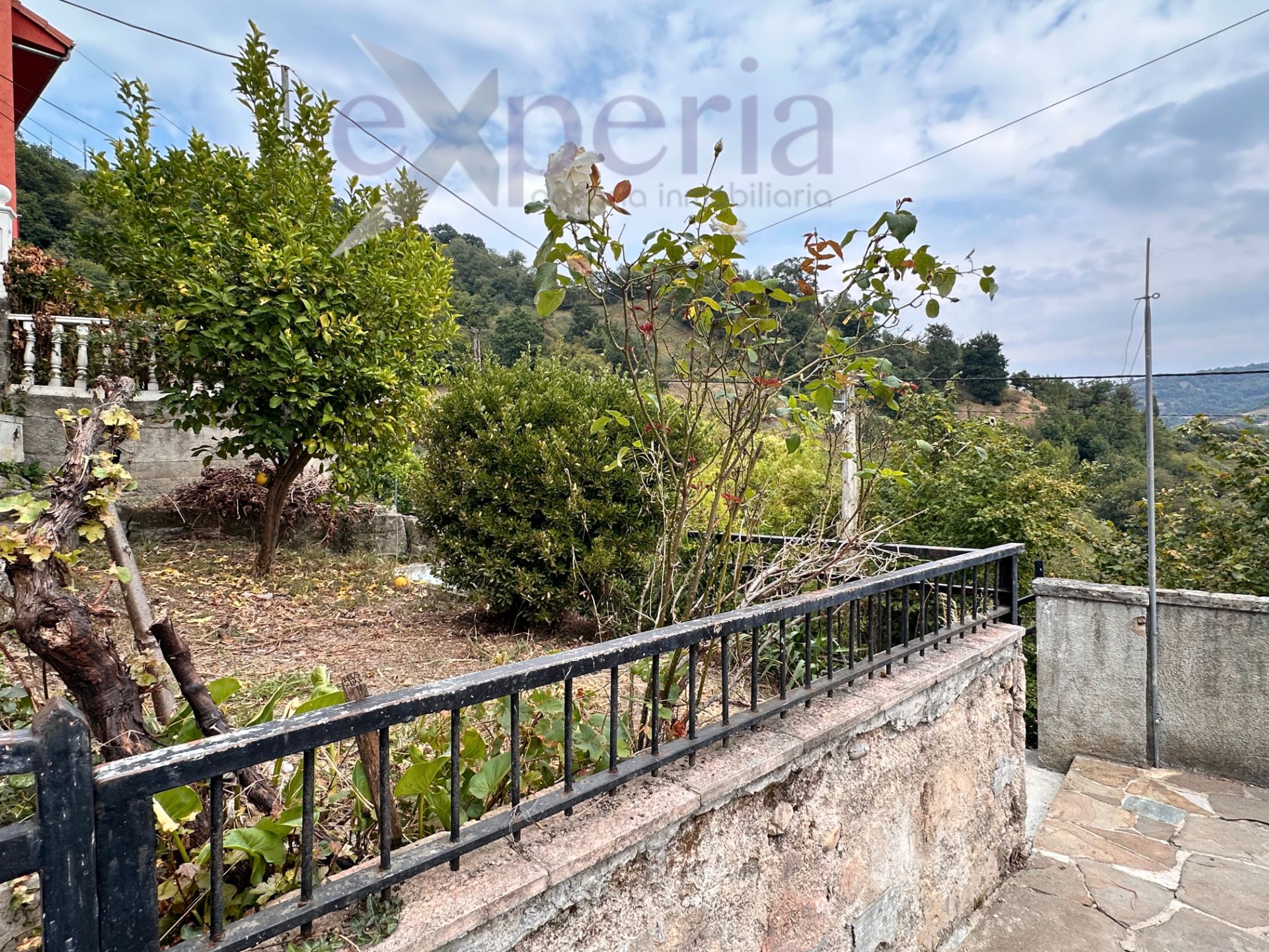 Casa o xalet en venda en San Martín del Rey Aurelio amb Jardí privat i Terrassa