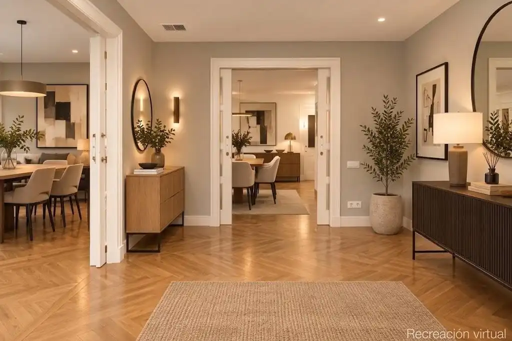 Piso con balcón en venta en Paseo REDING, imagen 4