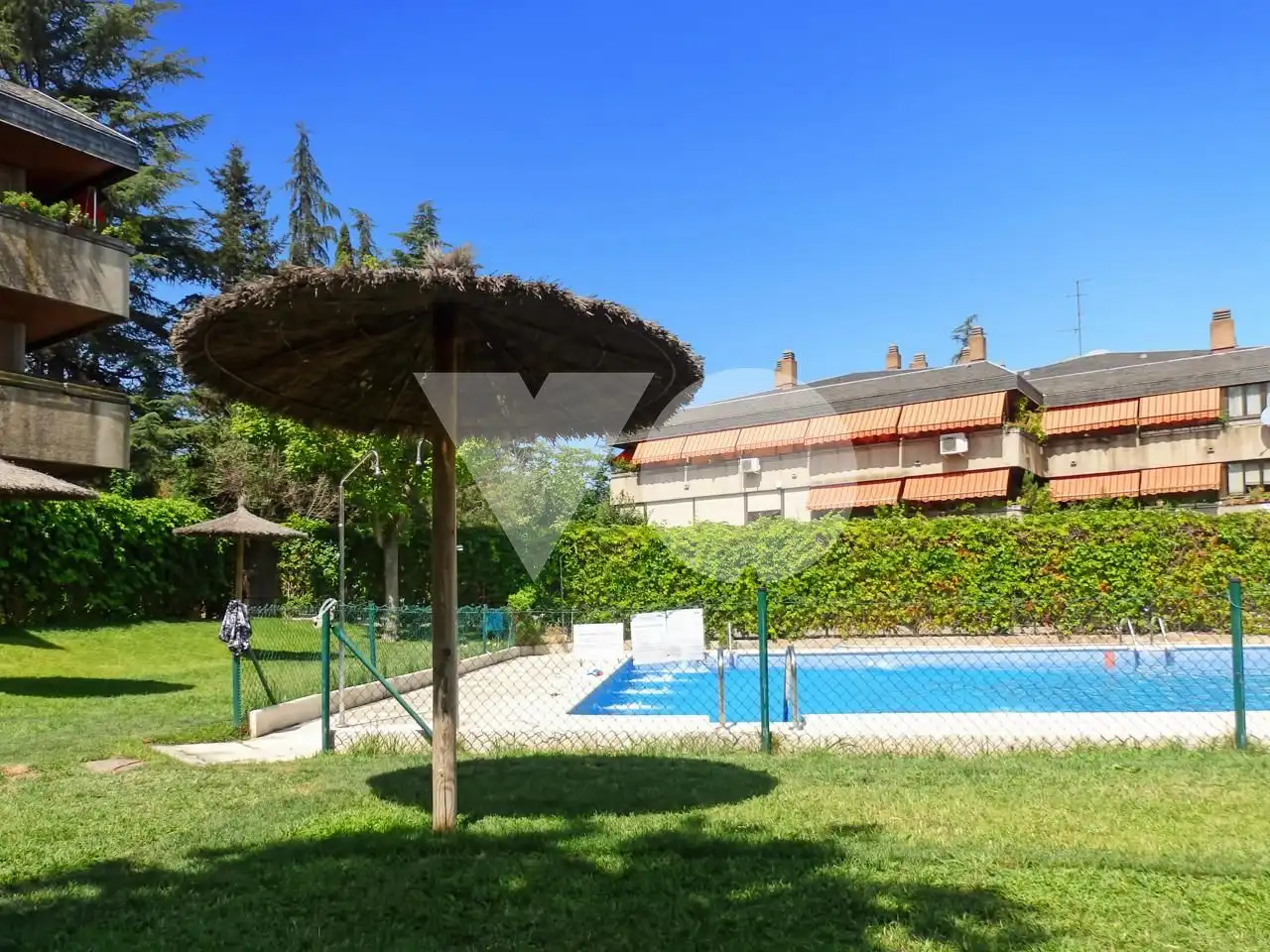 Jardín de Planta baja en venta en Madrid con Aire acondicionado, Calefacción y Parquet